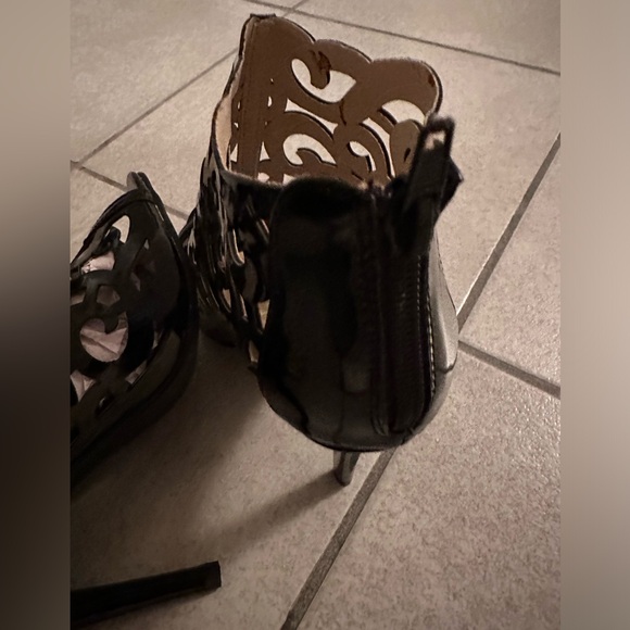 N.Y.L.A booties (new) - Picture 11 of 13